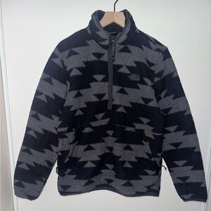 The North Face 1/4 Zip Pullover Jacket Men Size Medium Black And Grey Geometric